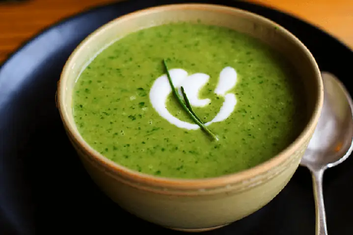 Hướng Dẫn Chi Tiết Cách Nấu Cháo Rau Ngót Cho Bé Ăn Dặm Hướng Dẫn Chi Tiết Cách Nấu Cháo Rau Ngót Cho Bé Ăn Dặm