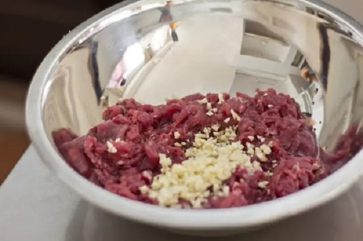 Cách Nấu Cháo Thịt Bò Khoai Lang Cho Bé Ăn Dặm Chuẩn Dinh Dưỡng