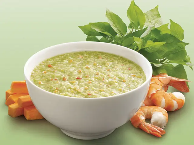 Cách nấu cháo tôm đậu xanh cho người lớn, người bệnh