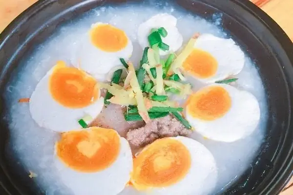 Cách Nấu Cháo Trứng Muối Thơm Ngon, Dễ Làm Tại Nhà
