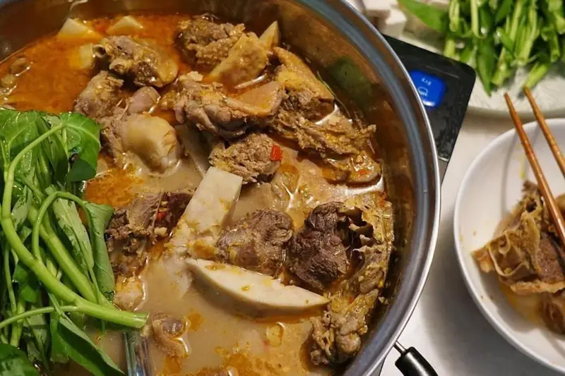 cách nấu chao vịt nhúng rau muống