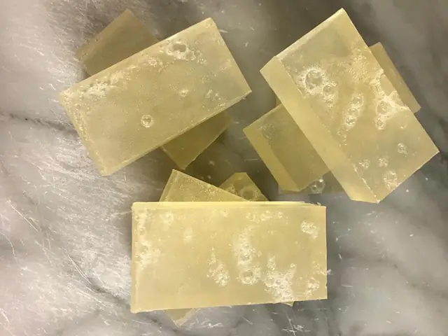 [ #KIẾN THỨC ] Phôi xà phòng Glycerine M&P và cách sử dụng