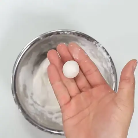 Hướng Dẫn Chi Tiết Cách Nấu Chè Bắp Lá Dứa Thơm Ngon