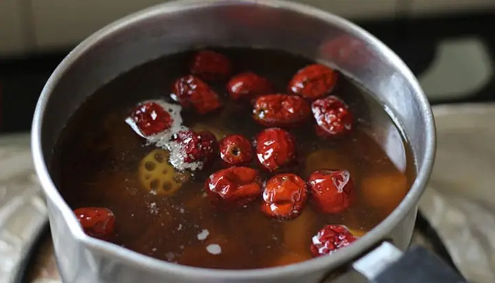 Cách Nấu Chè Củ Sen Nhãn Nhục Thanh Mát, Bổ Dưỡng Tại Nhà