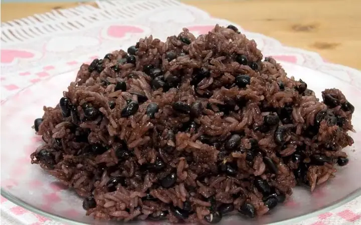 Cách Nấu Chè Cúng Rằm Tháng 7 Đơn Giản, Thơm Ngon, Đầy Ý Nghĩa