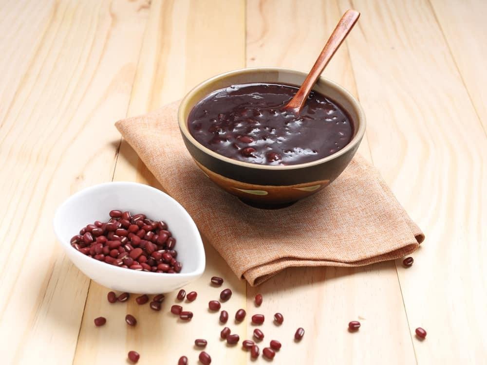 cách nấu chè đậu đỏ với bột năng - thành phẩm chè đậu đỏ nước cốt dừa và trân châu