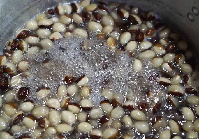 Cách Nấu Chè Đậu Mắt Mèo Thơm Ngon, Đậm Đà Chuẩn Vị