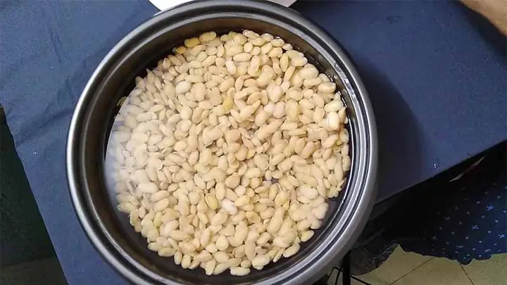 Cách Nấu Chè Đậu Ván Nước: Bí Quyết Thơm Ngon Chuẩn Vị Gia Truyền Cách Nấu Chè Đậu Ván Nước: Bí Quyết Thơm Ngon Chuẩn Vị Gia Truyền