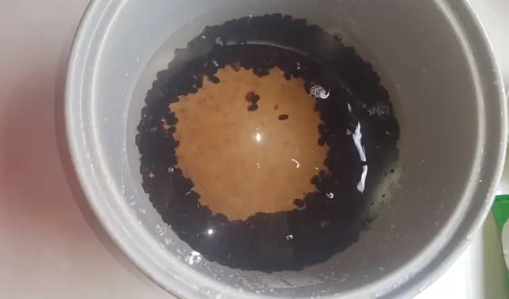 3 Cách Nấu Chè Đỗ Đen Bằng Nồi Cơm Điện: Dễ Làm, Bùi Ngậy 3 Cách Nấu Chè Đỗ Đen Bằng Nồi Cơm Điện: Dễ Làm, Bùi Ngậy