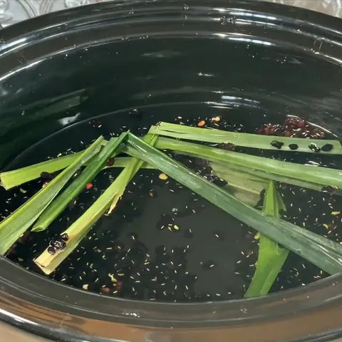 Hướng dẫn cách nấu chè đỗ đen bột sắn dây thơm ngon, bổ dưỡng Hướng dẫn cách nấu chè đỗ đen bột sắn dây thơm ngon, bổ dưỡng