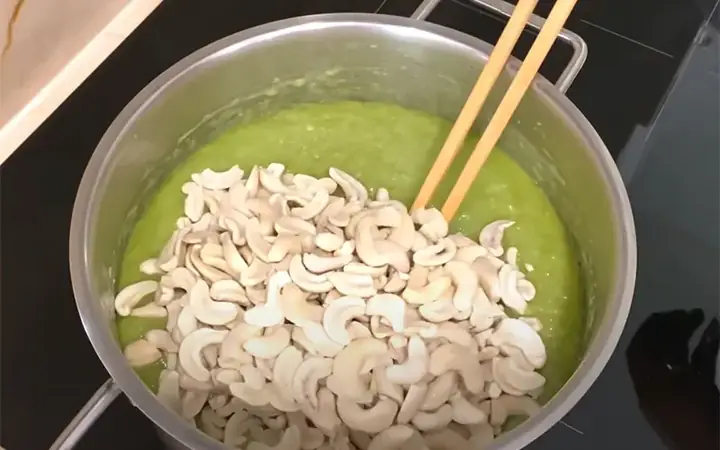 Hướng Dẫn Cách Nấu Chè Hạt Điều Đậu Xanh Thơm Ngon Bổ Dưỡng Tại Nhà