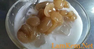 Cách Nấu Chè Hạt Me Ngon Chuẩn Vị Tại Nhà Đơn Giản