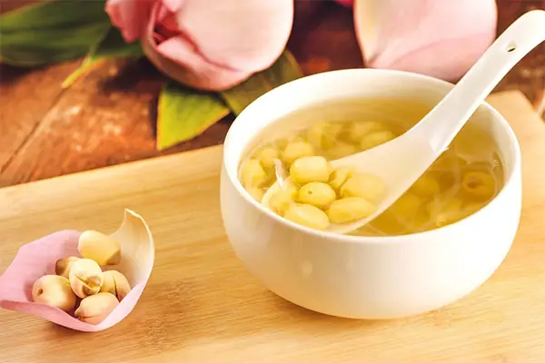 cách nấu chè hạt sen đường phèn