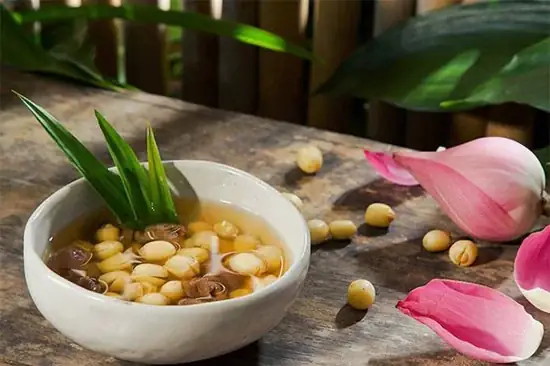 cách nấu chè hạt sen huế