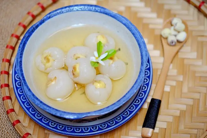 cách nấu chè hạt sen huế