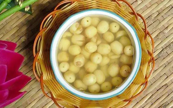 cách nấu chè hạt sen khô