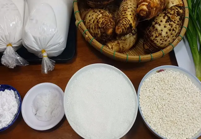 Cách nấu chè khoai môn bằng nồi cơm điện dẻo mịn