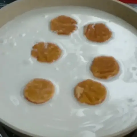 Cách Nấu Chè Khoai Sọ Mật Mía Thơm Ngon, Béo Bùi Tại Nhà