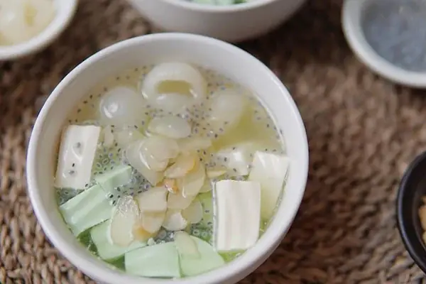 Cách Nấu Chè Khúc Bạch Không Gelatin: Hướng Dẫn Tại Nhà