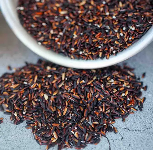Cách Nấu Chè Nếp Than Dẻo Thơm, Đơn Giản Tại Nhà Cách Nấu Chè Nếp Than Dẻo Thơm, Đơn Giản Tại Nhà