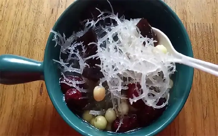 Hướng Dẫn Chi Tiết Cách Nấu Chè Rong Sụn Thanh Mát Tại Nhà