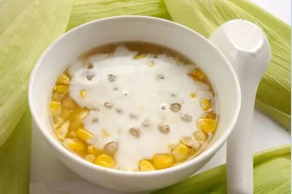 Cách nấu chè sen dừa non thanh mát, chuẩn vị truyền thống