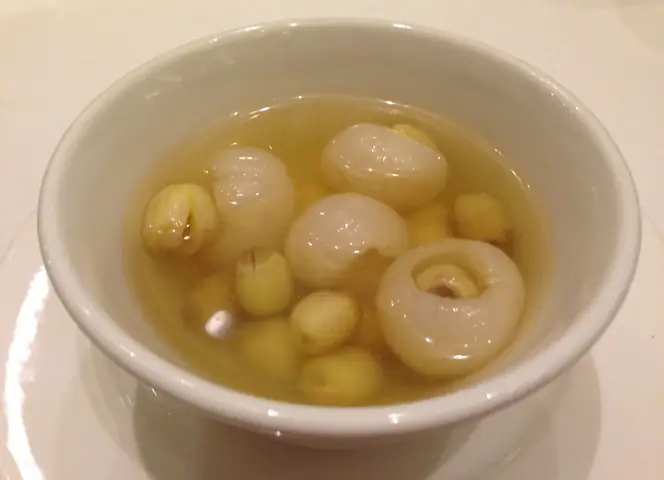 Cách Nấu Chè Sen Khô Thơm Ngon, Mềm Bở Chuẩn Vị Tại Nhà