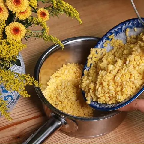 Cách nấu chè táo xọn chuẩn vị, sánh mịn, thơm béo tại nhà