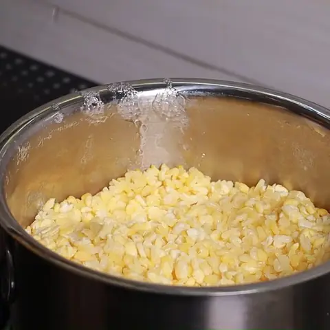 Cách nấu chè táo xọn chuẩn vị, sánh mịn, thơm béo tại nhà