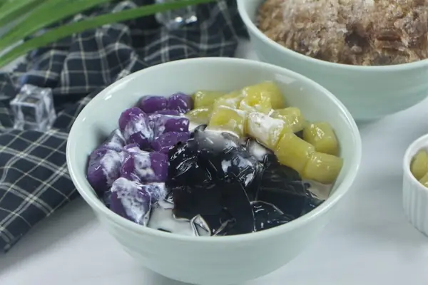 Hướng Dẫn Chi Tiết Cách Nấu Chè Thảo Mộc Khoai Dẻo Ngon Chuẩn Vị