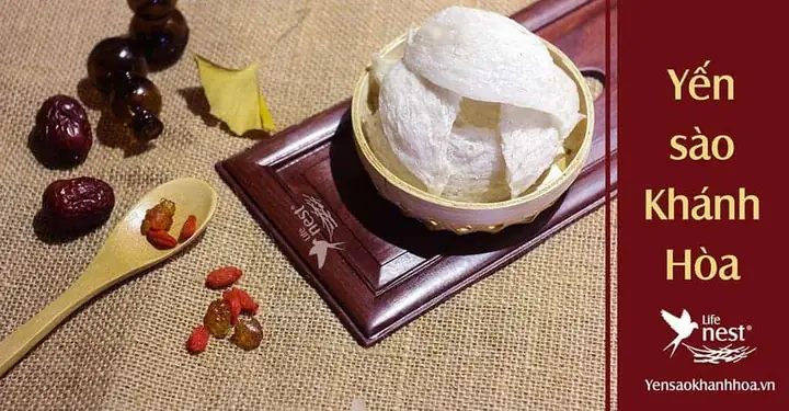 Hướng Dẫn Chi Tiết Cách Nấu Chè Tổ Yến Hạt Sen Chuẩn Vị Tại Nhà