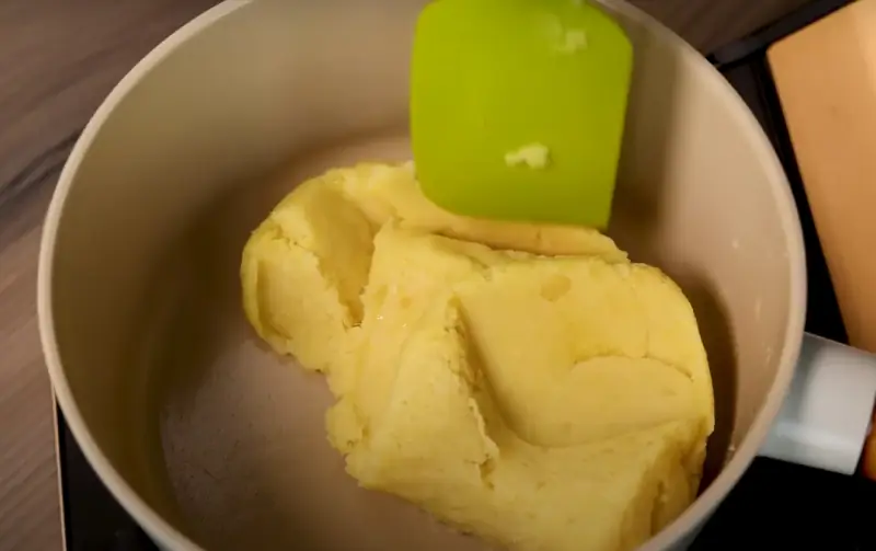 cách nấu chè trôi nước bằng bột nếp khô cách nấu chè trôi nước bằng bột nếp khô