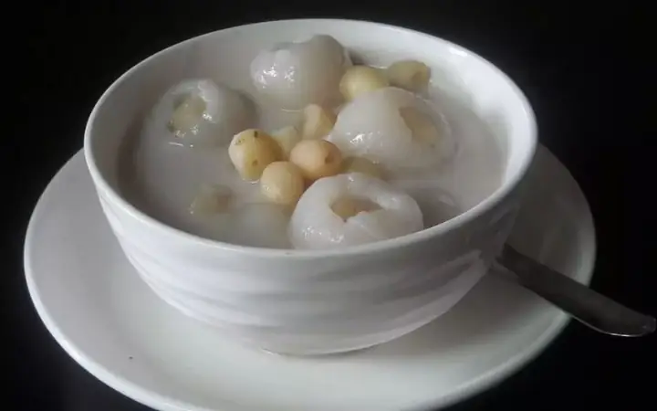 Làm thế nào để nấu chè vải thiều thơm ngon, đúng điệu? Làm thế nào để nấu chè vải thiều thơm ngon, đúng điệu?
