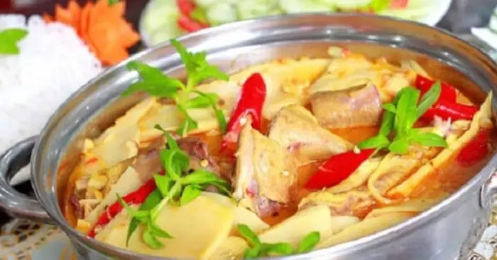 Cách Nấu Cò Xáo Măng Chuẩn Vị Miền Quê: Thơm Ngon, Đậm Đà