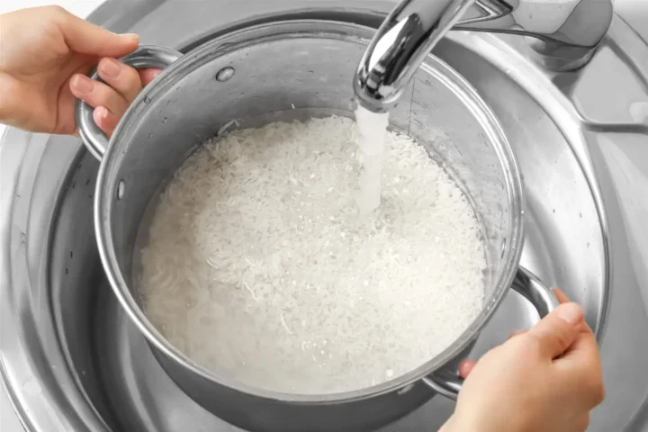 cách nấu cơm bằng bếp điện