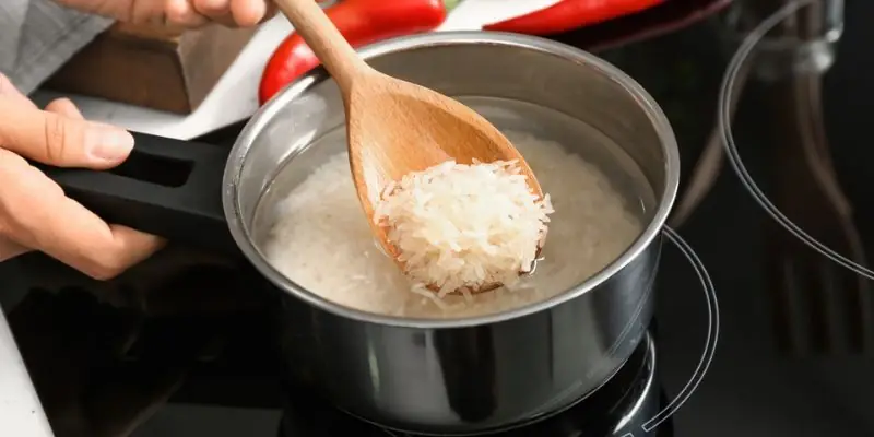 cách nấu cơm bằng bếp ga