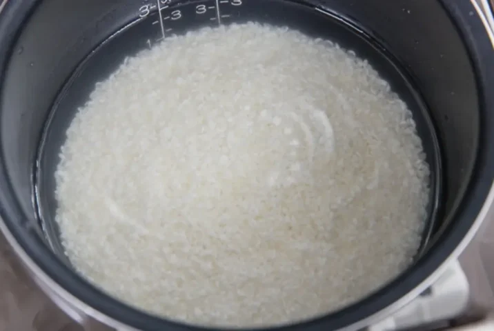 cách nấu cơm bằng nồi cơm điện