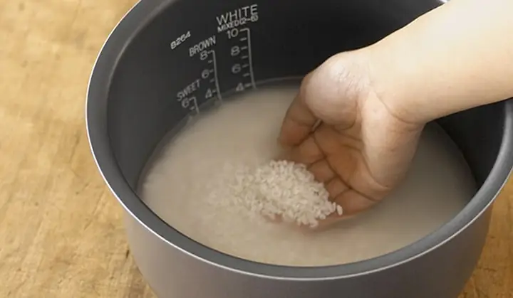 Cách nấu cơm bằng nồi Mishio ngon dẻo, chuẩn vị tại nhà