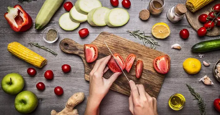 Hướng Dẫn Chi Tiết Cách Nấu Cơm Bằng Tiếng Anh Ngắn Gọn