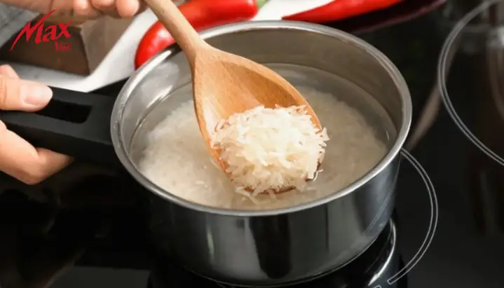 Kỹ Thuật Nấu Cơm Bếp Củi Dẻo Thơm Và Đậm Đà Hương Vị