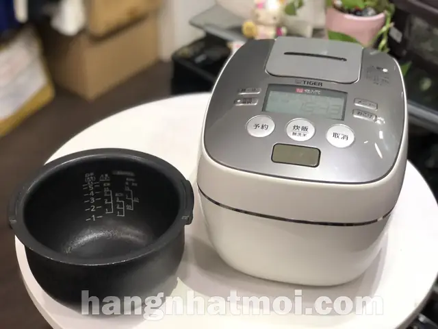 Cách Nấu Cơm Cháy Nồi Tiger Giòn Rụm Chuẩn Vị Tại Nhà