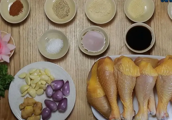 Cách Nấu Cơm Gà Nước Dừa Thơm Ngon Chuẩn Vị Tại Nhà