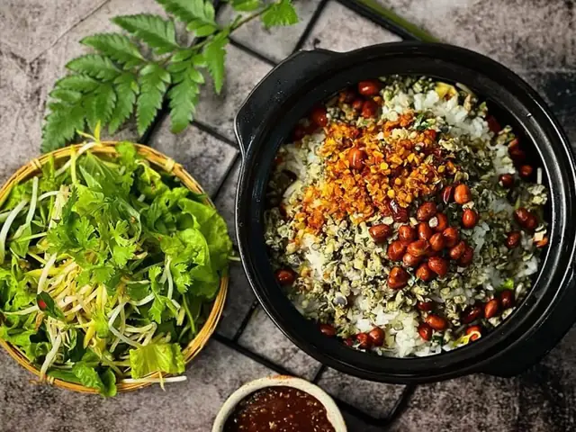 Cẩm Nang Cách Nấu Cơm Hến Quảng Ngãi Đậm Đà Miền Trung