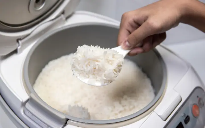 Bí quyết nấu cơm không bị cháy: Hướng dẫn chi tiết và toàn diện