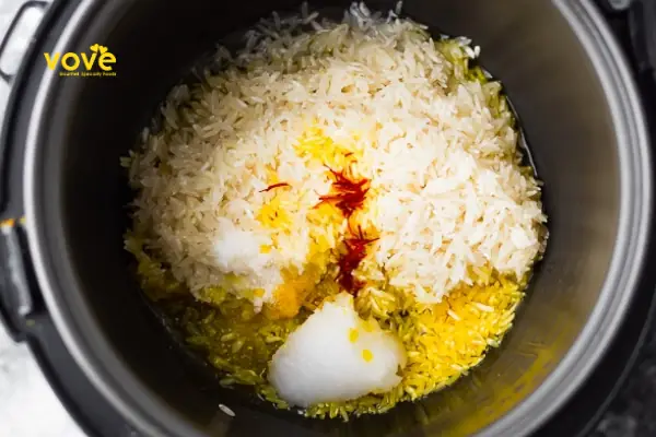 Cách Nấu Cơm Ngon Nhất: Bí Quyết Từ Chuyên Gia Bếp Việt