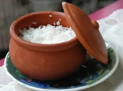 Hướng dẫn chi tiết cách nấu cơm niêu đất ngon tại nhà