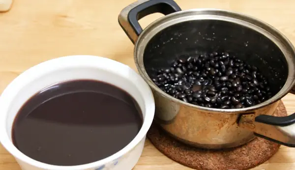 Hướng Dẫn Cách Nấu Đậu Đen Xanh Lòng Thơm Ngon Chuẩn Vị Tại Nhà
