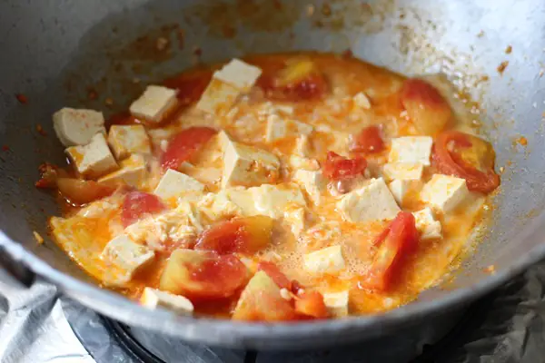 cách nấu đậu phụ sốt cà chua