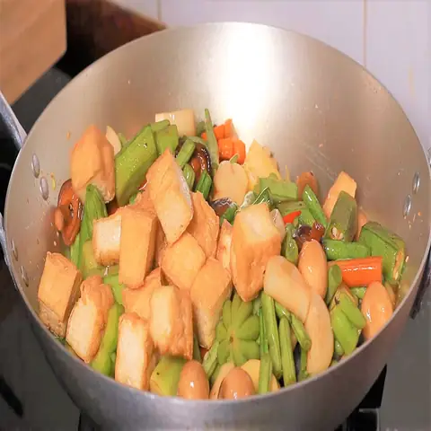 Cách Nấu Đồ Chay Kho Ngon, Đậm Đà Cho Bữa Cơm Gia Đình