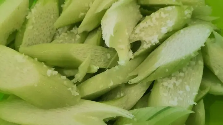 Cách Nấu Dọc Mùng Không Ngứa: Hướng Dẫn Toàn Diện Từ Chuyên Gia